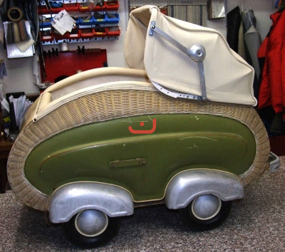 Kinderwagen aus den 60er